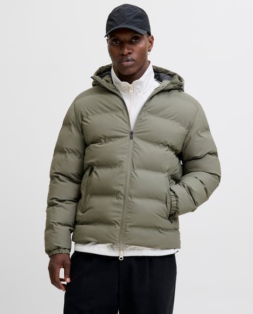 Chaqueta acolchada de hombre con capucha