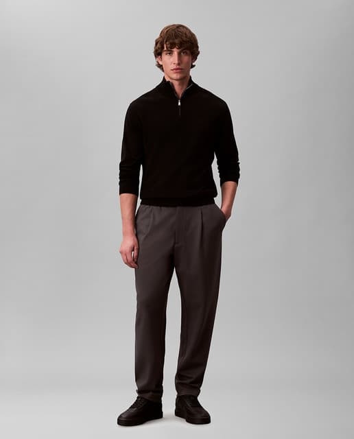 Pantalón Hombre fit slim con pinzas