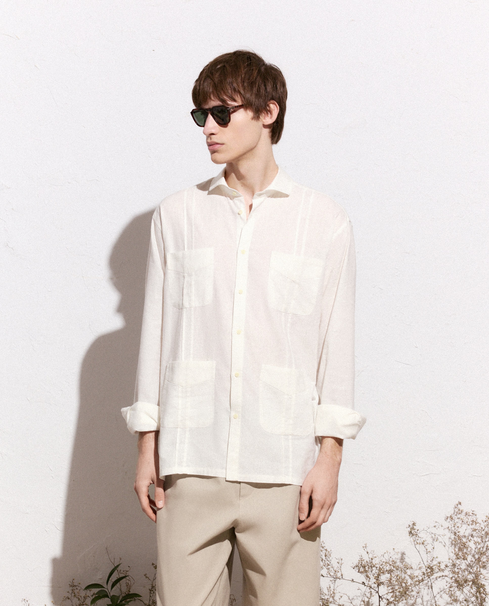 Green Coast Camisa lisa de lino de hombre estilo guayabera