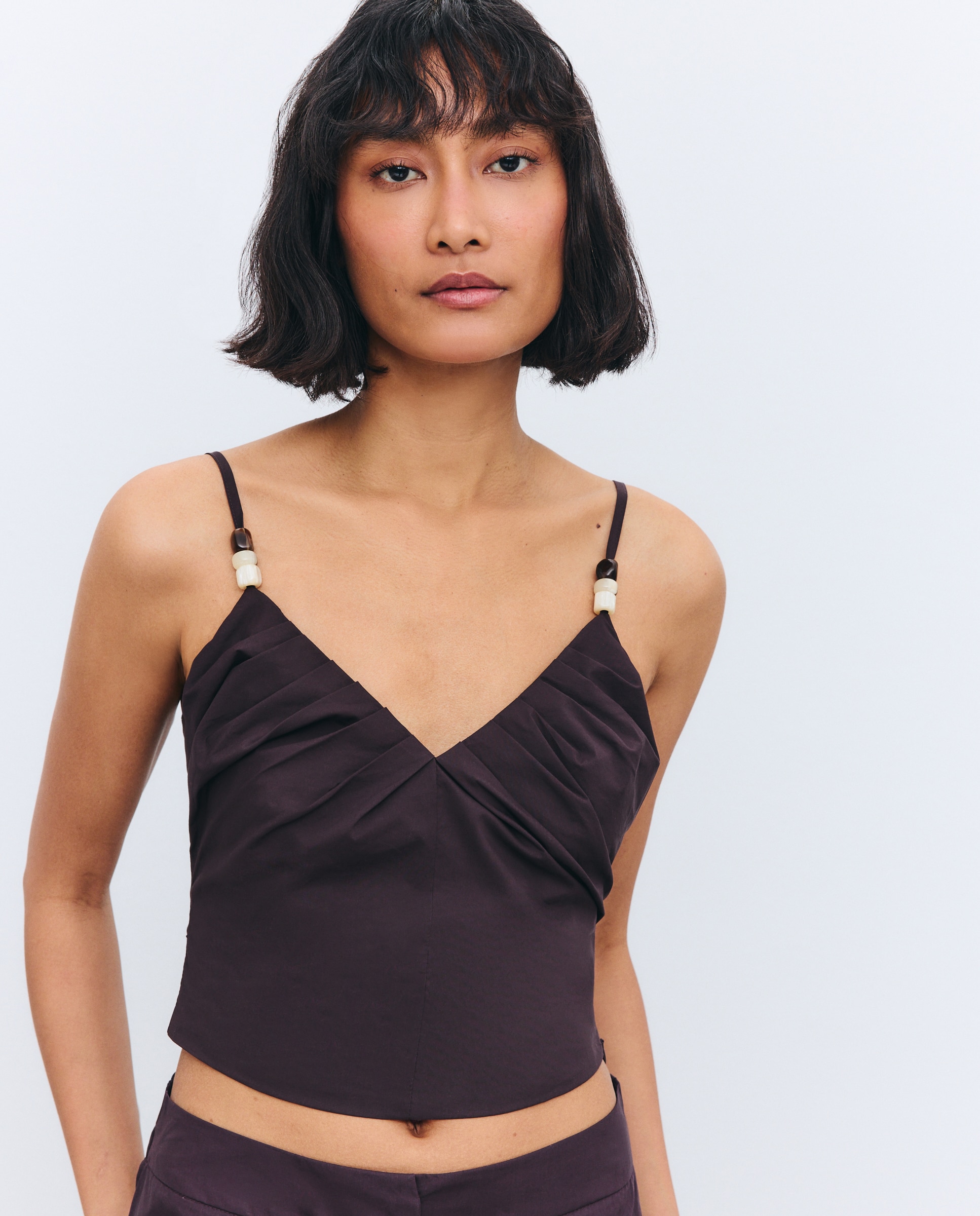 Top de mujer de tirantes con jaretas