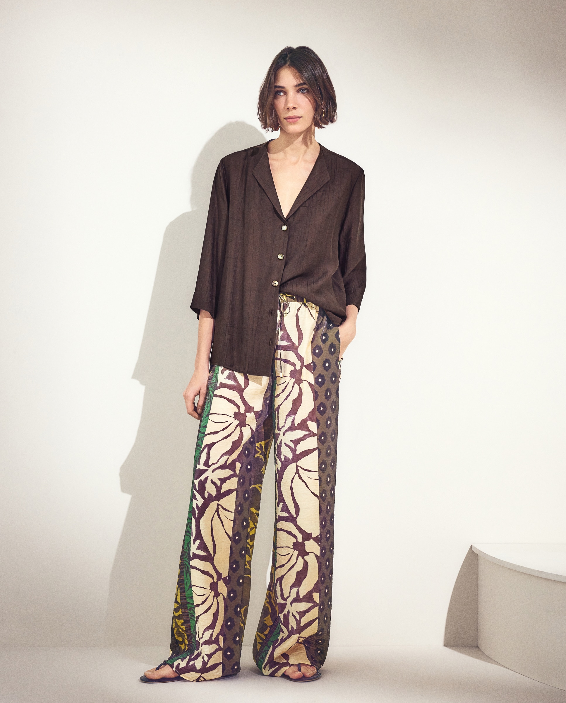 Pantalón de mujer con print multi floral