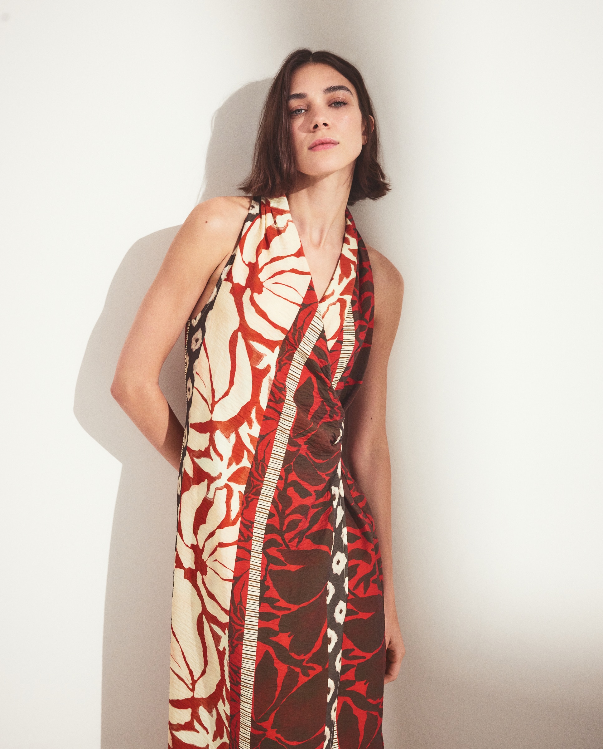 Vestido sin mangas estampado de mujer