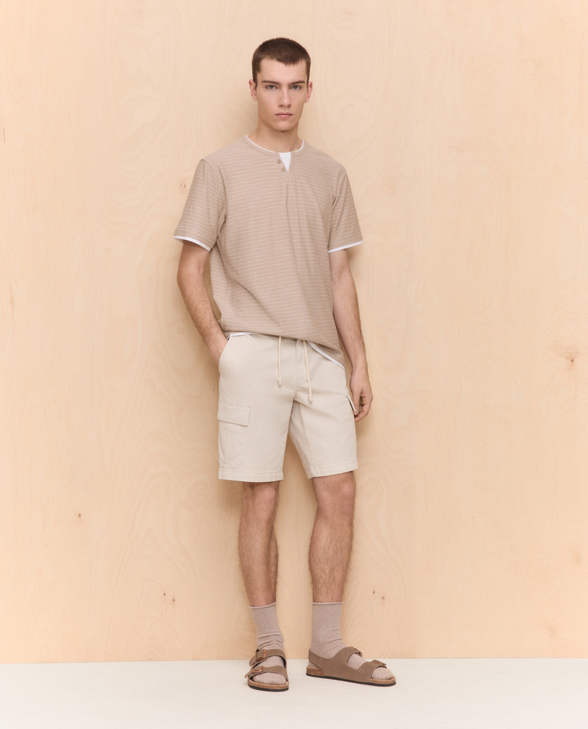 Easy Wear Camiseta doble prenda de manga corta de hombre