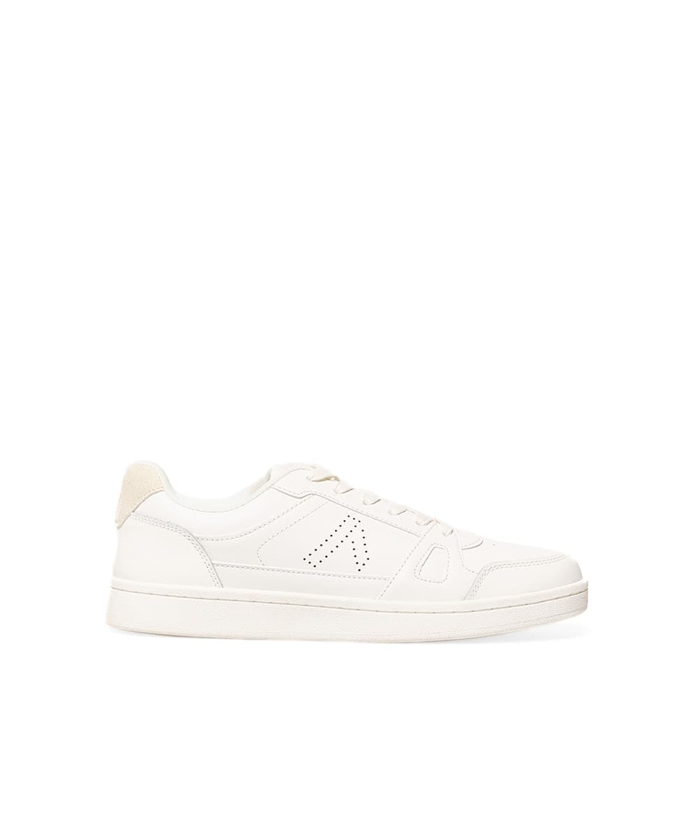 Zapatilla blanca