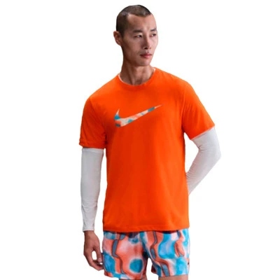 Nike Camiseta Dri-FIT Swoosh